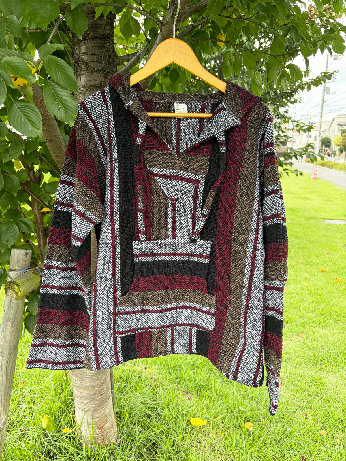 Artesanias Cuamatzi Bordeaux Multi Stripe Baja Hoodie  (size L)
