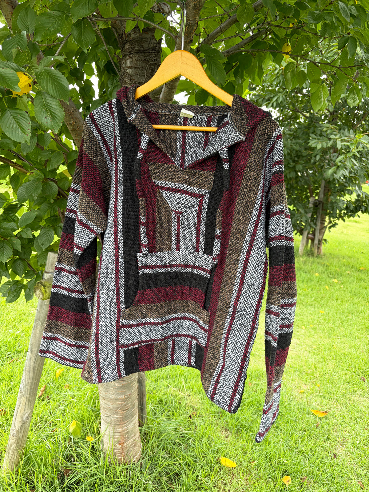 Artesanias Cuamatzi Bordeaux Multi Stripe Baja Hoodie  (size L)