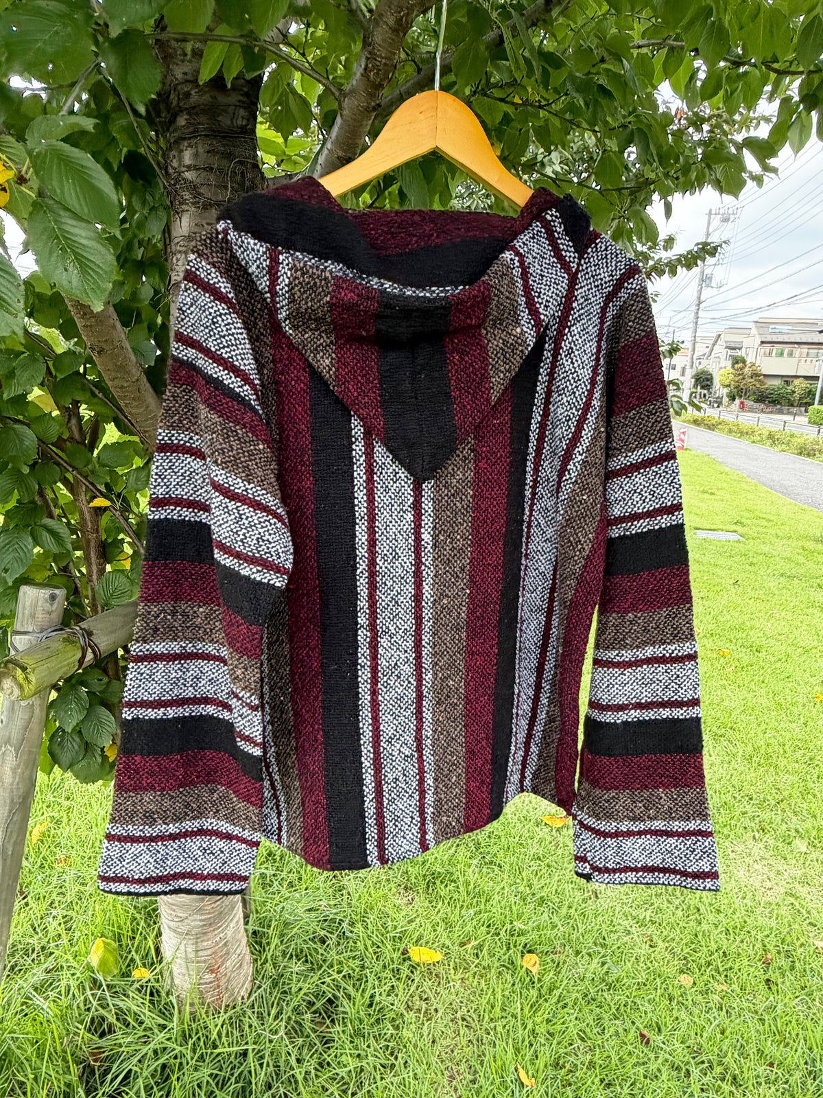 Artesanias Cuamatzi Bordeaux Multi Stripe Baja Hoodie  (size L)