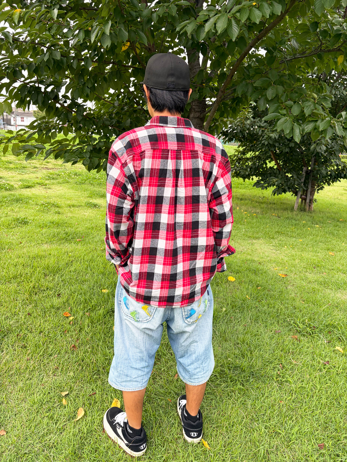 Eddie Bauer Relaxed Fit Light Flannel Shirt (men's XL)