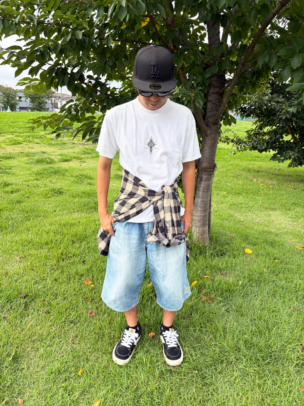00's  IZOD Light Flannel shirts (men's L)