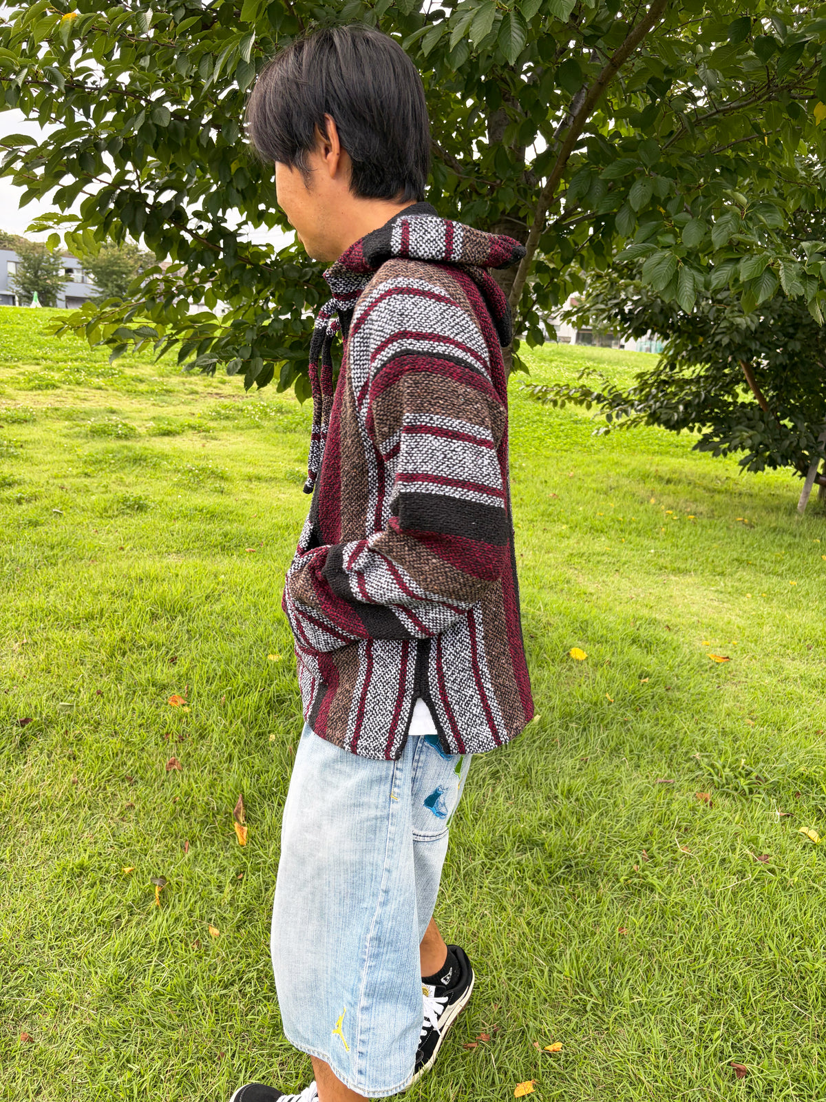 Artesanias Cuamatzi Bordeaux Multi Stripe Baja Hoodie  (size L)