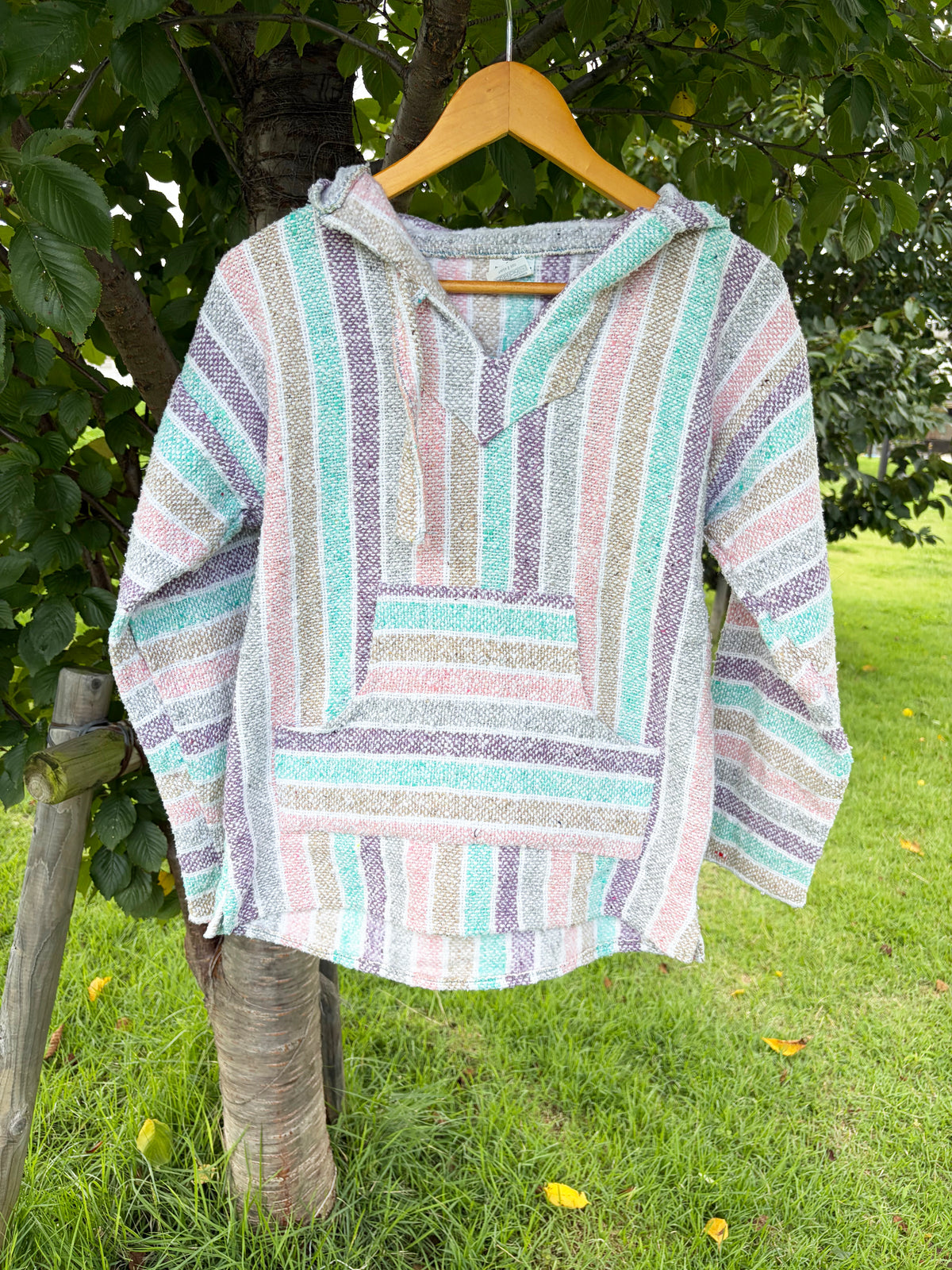 Curiosidades San José Pastel Multi Stripe Baja Hoodie  (size S)