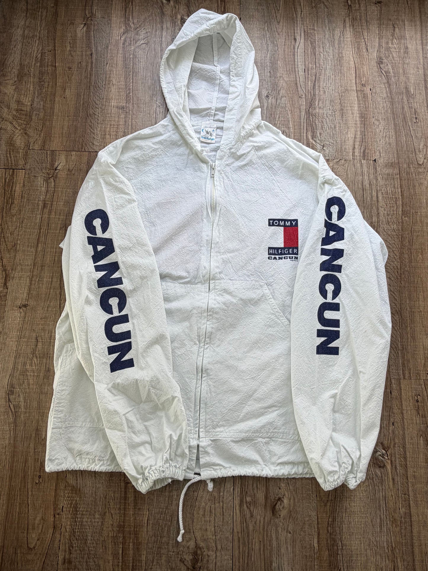 Tommy Hilfiger CANKUN MEXICO Beach Hoodie (men's XXL)