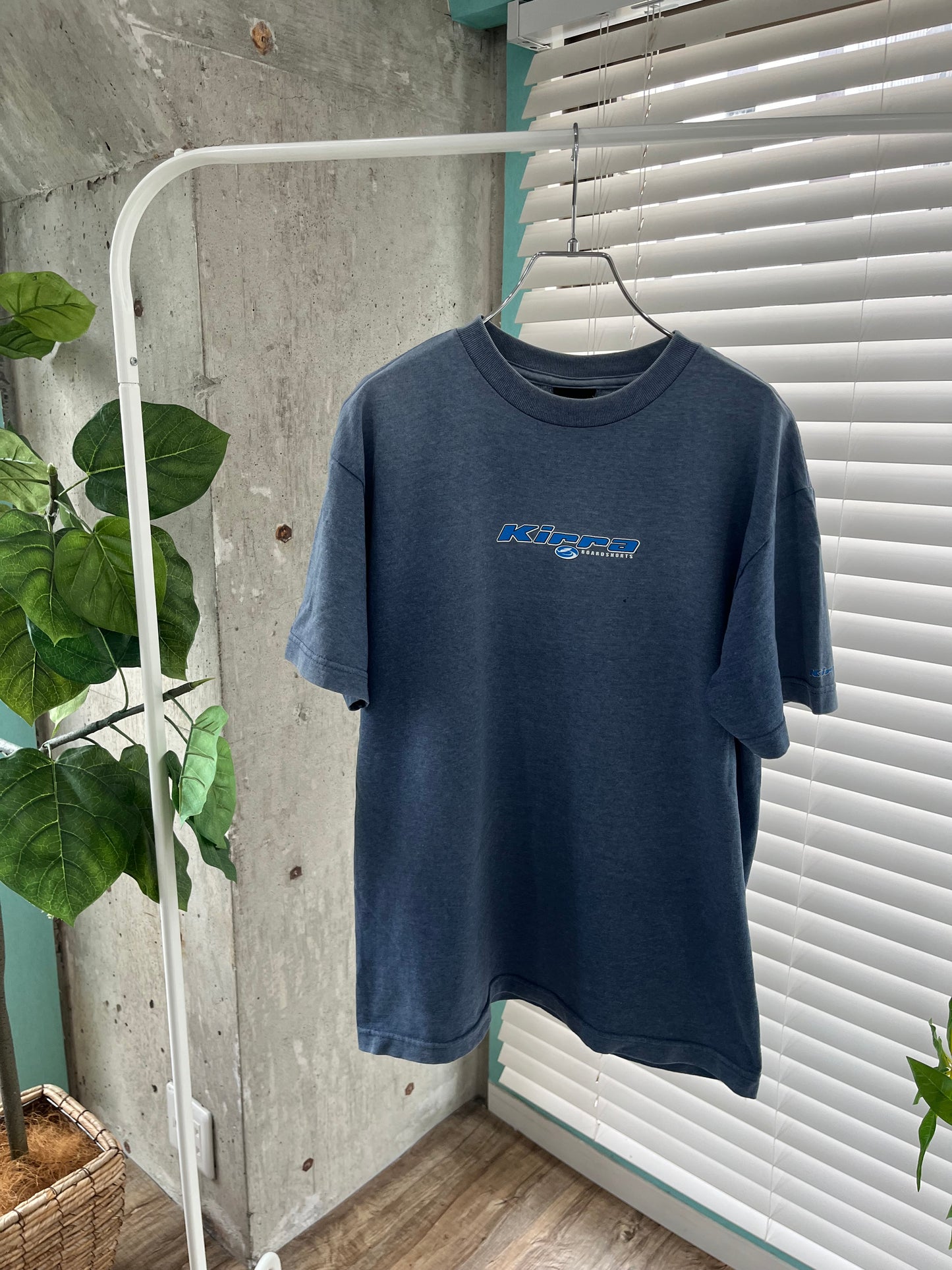 00's KIrra Boarrd Shorts T-shirts (men's M)
