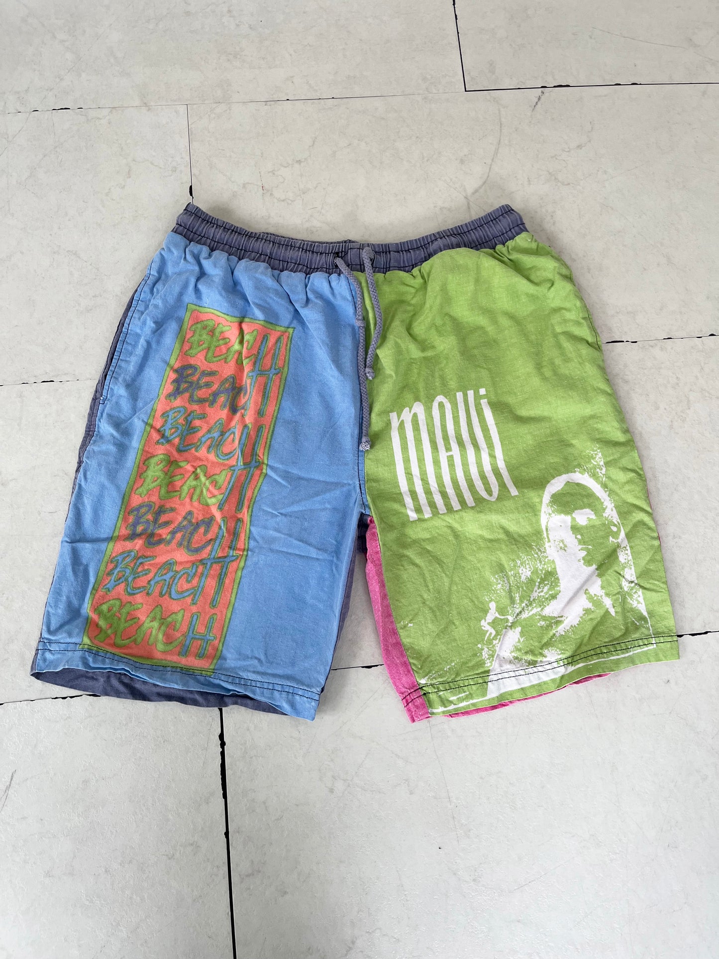 80's EURO vintage Beach!Beach!Beach! cotton beach shorts (size M)
