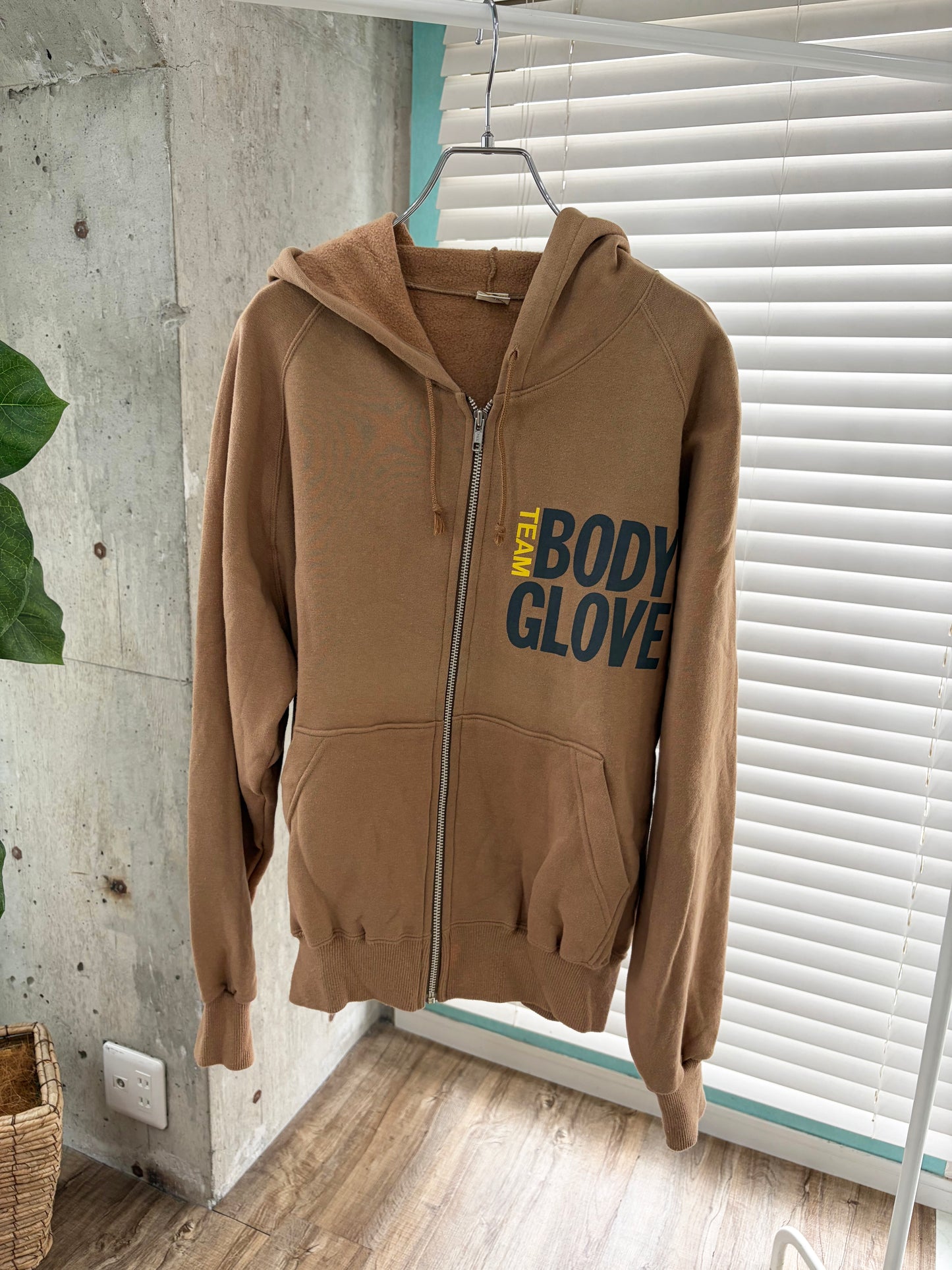 90's BODY GLOVE Zip-up Hoodie Beiju(size M)