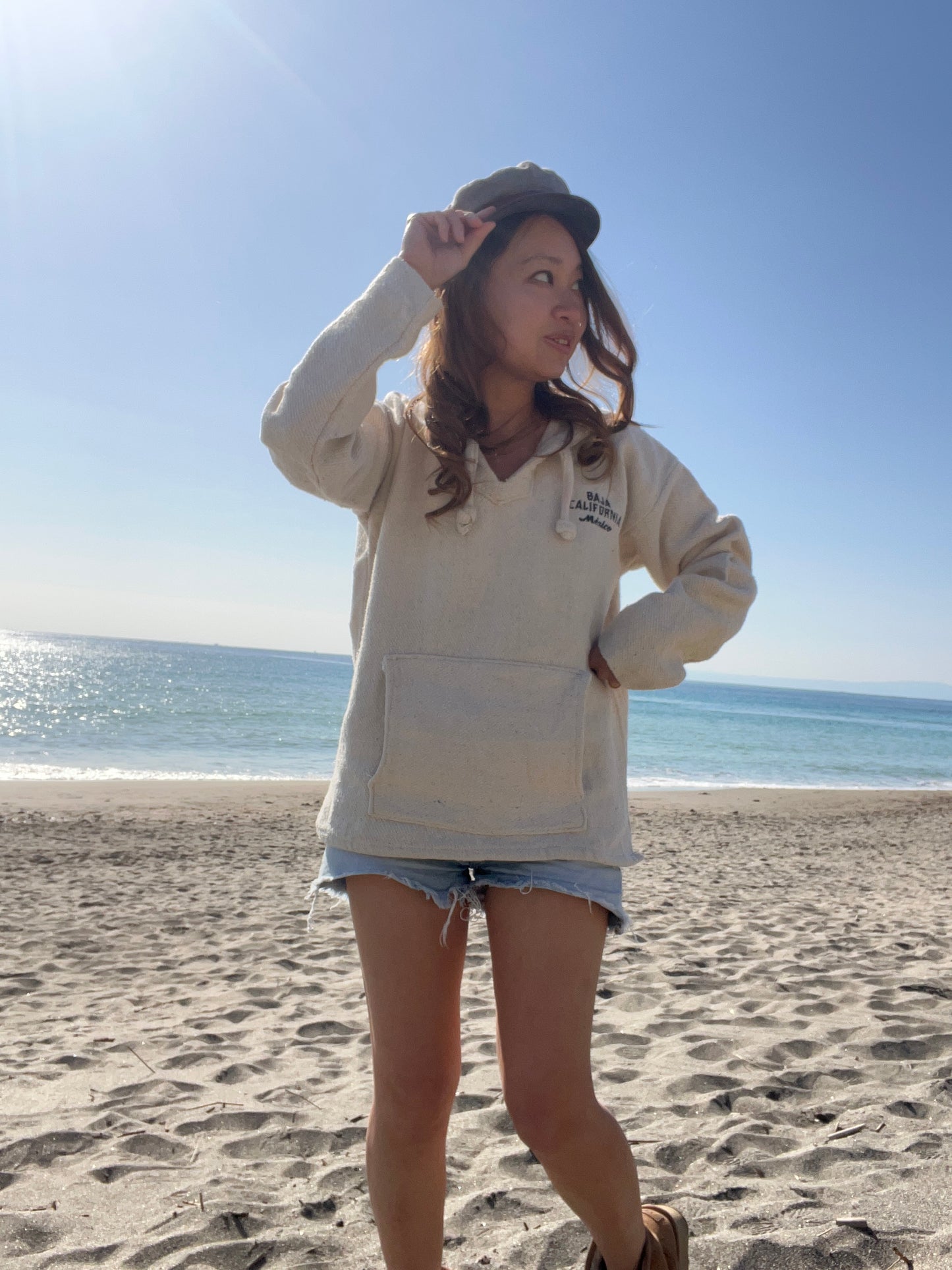 Maui and sons Baja Hoodie (women's L)