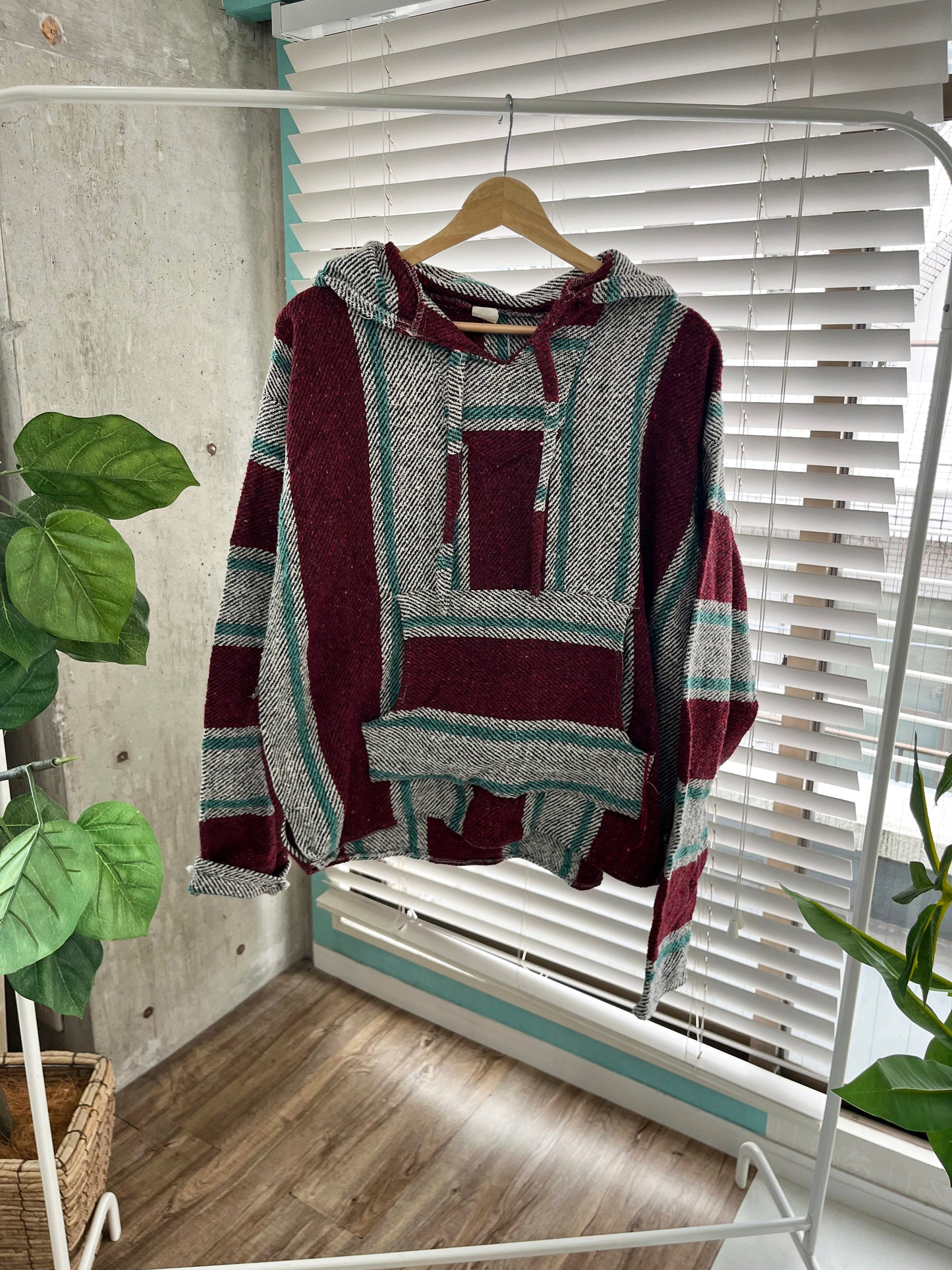 MOLINA Russet pattern Baja Hoodie (size L)