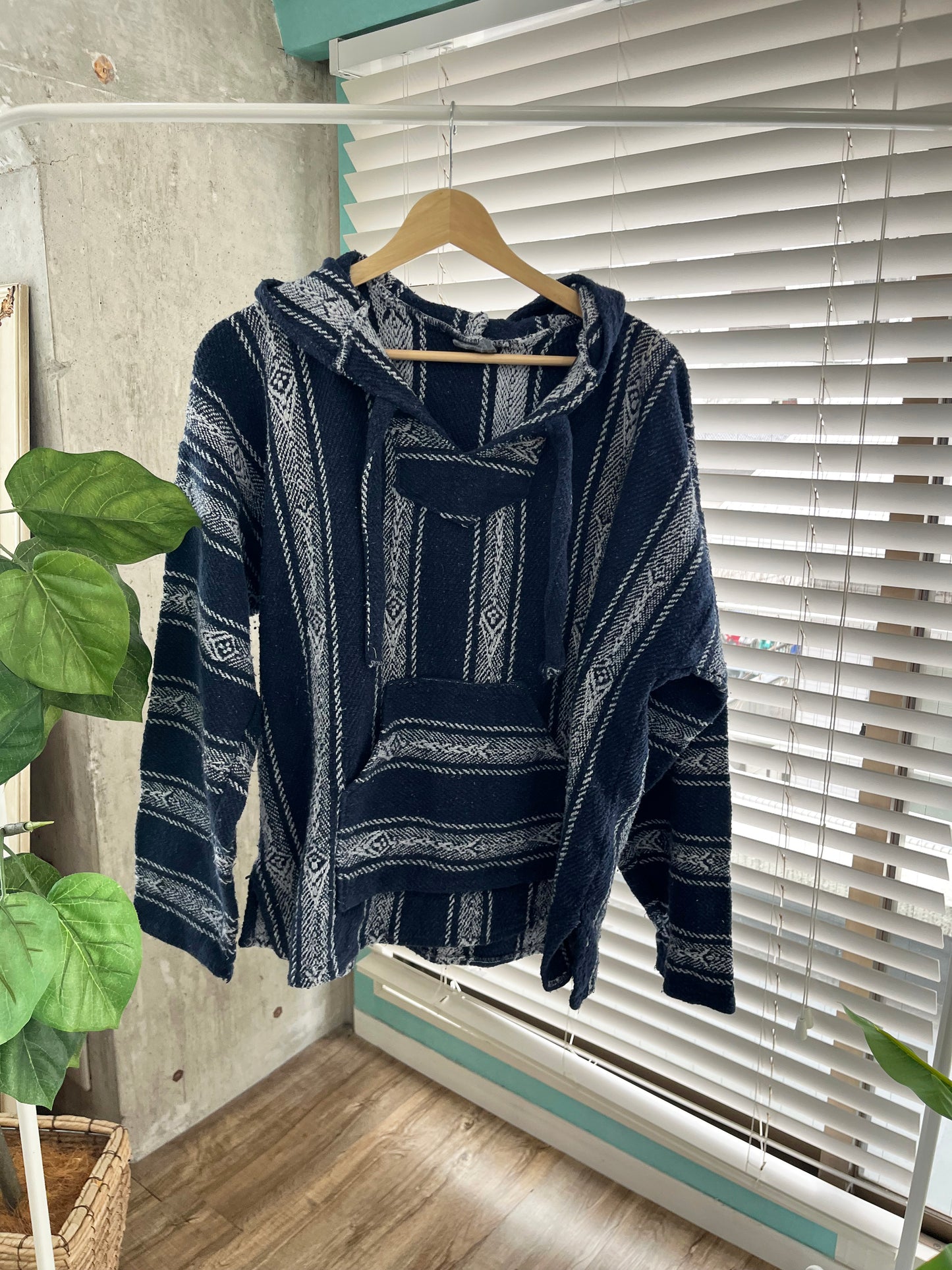 Navy Pattern Baja Hoodie Mexican Parka (size L相当）