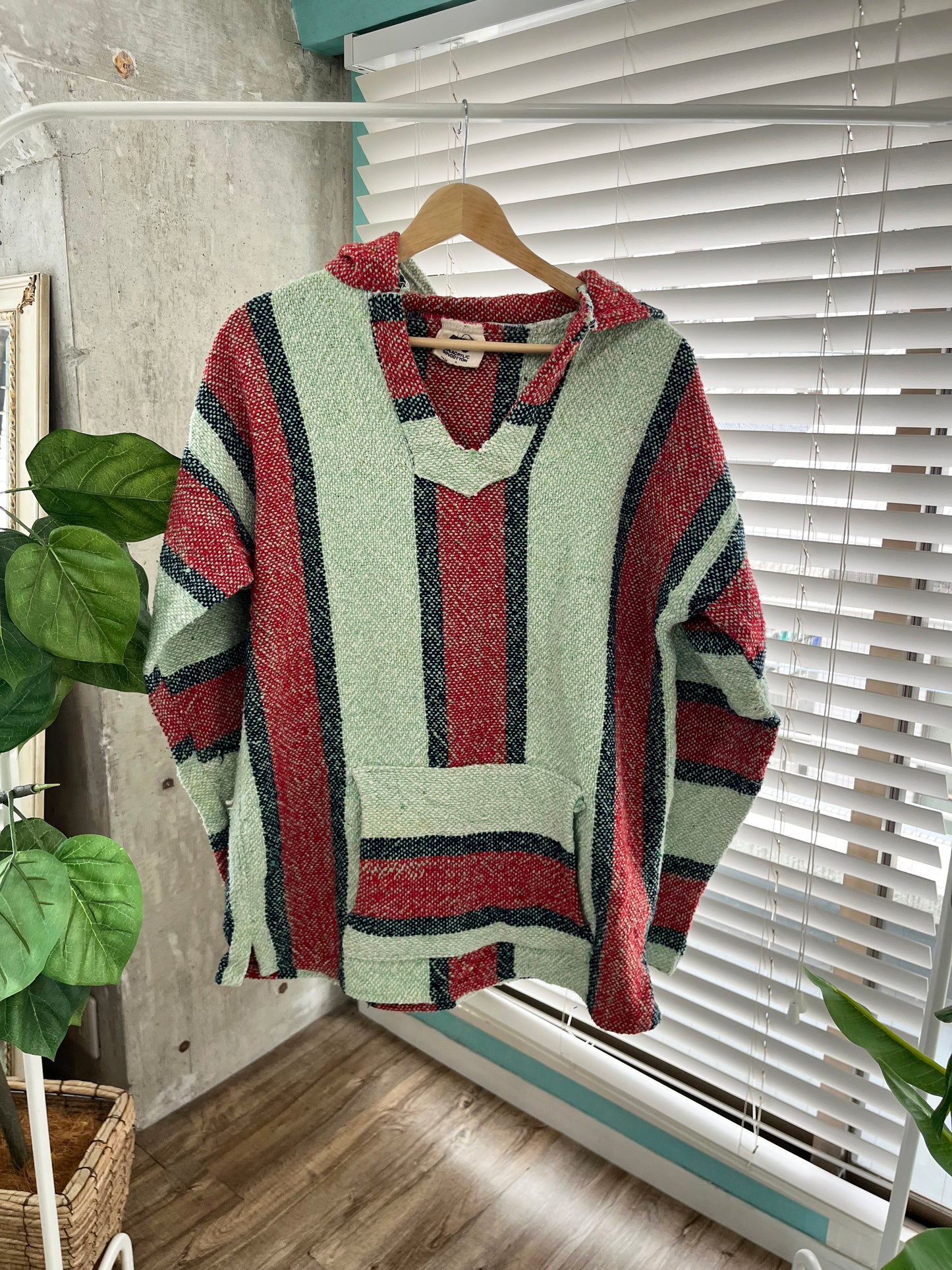 green pattern Baja Hoodie (size L)