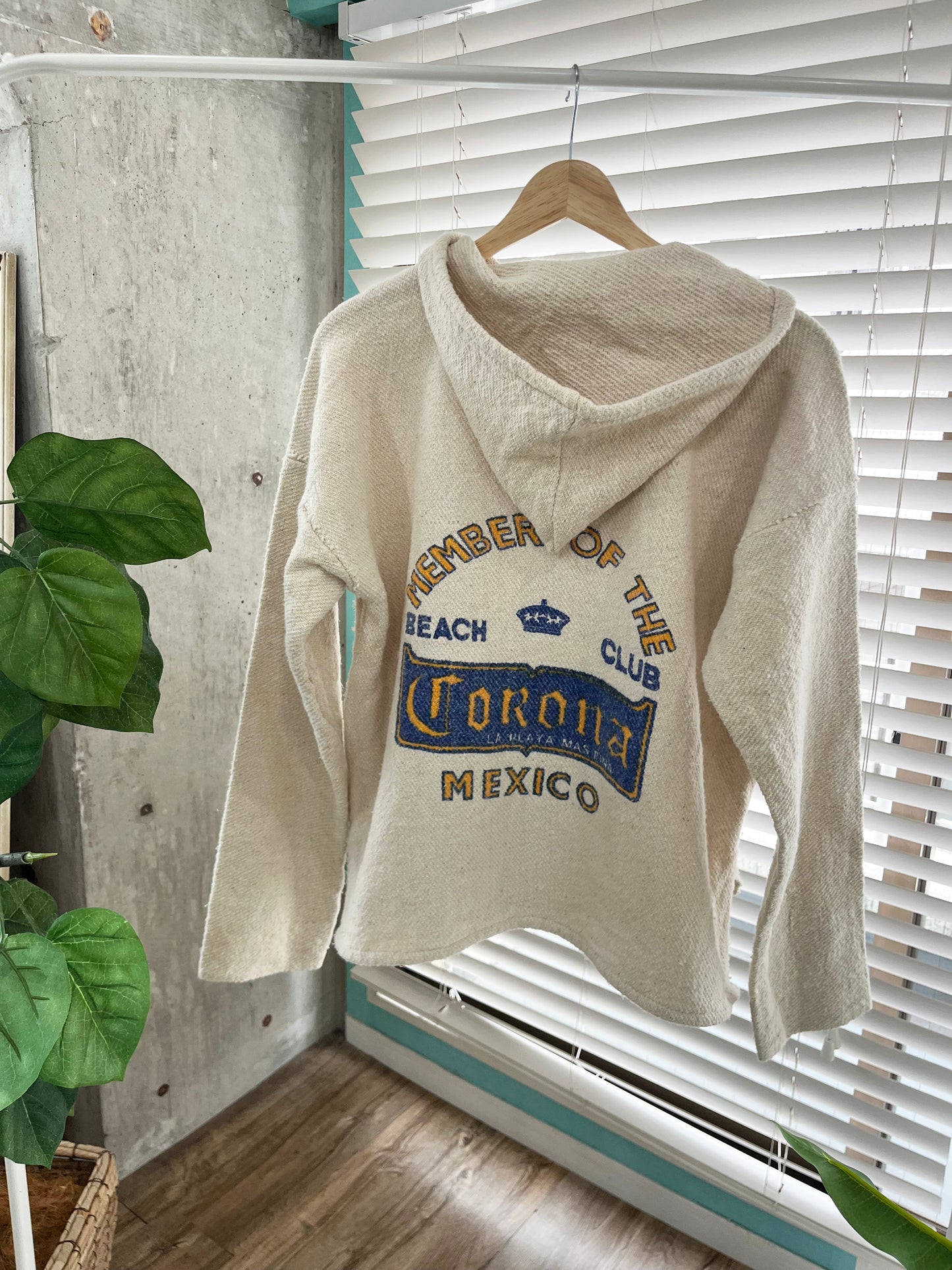 Member of the Mexico Corona Baja Hoodie (size XL※)