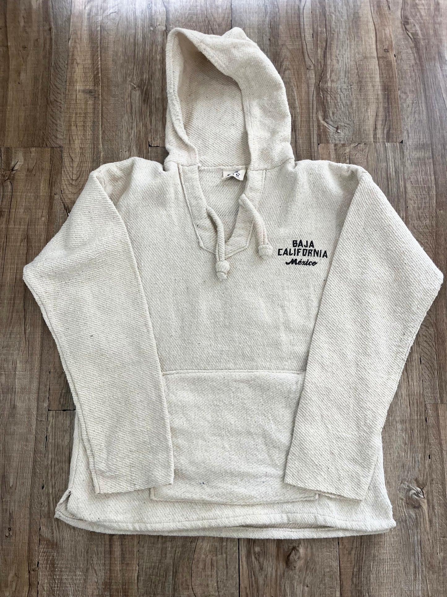 Maui and sons Baja Hoodie (women's L)