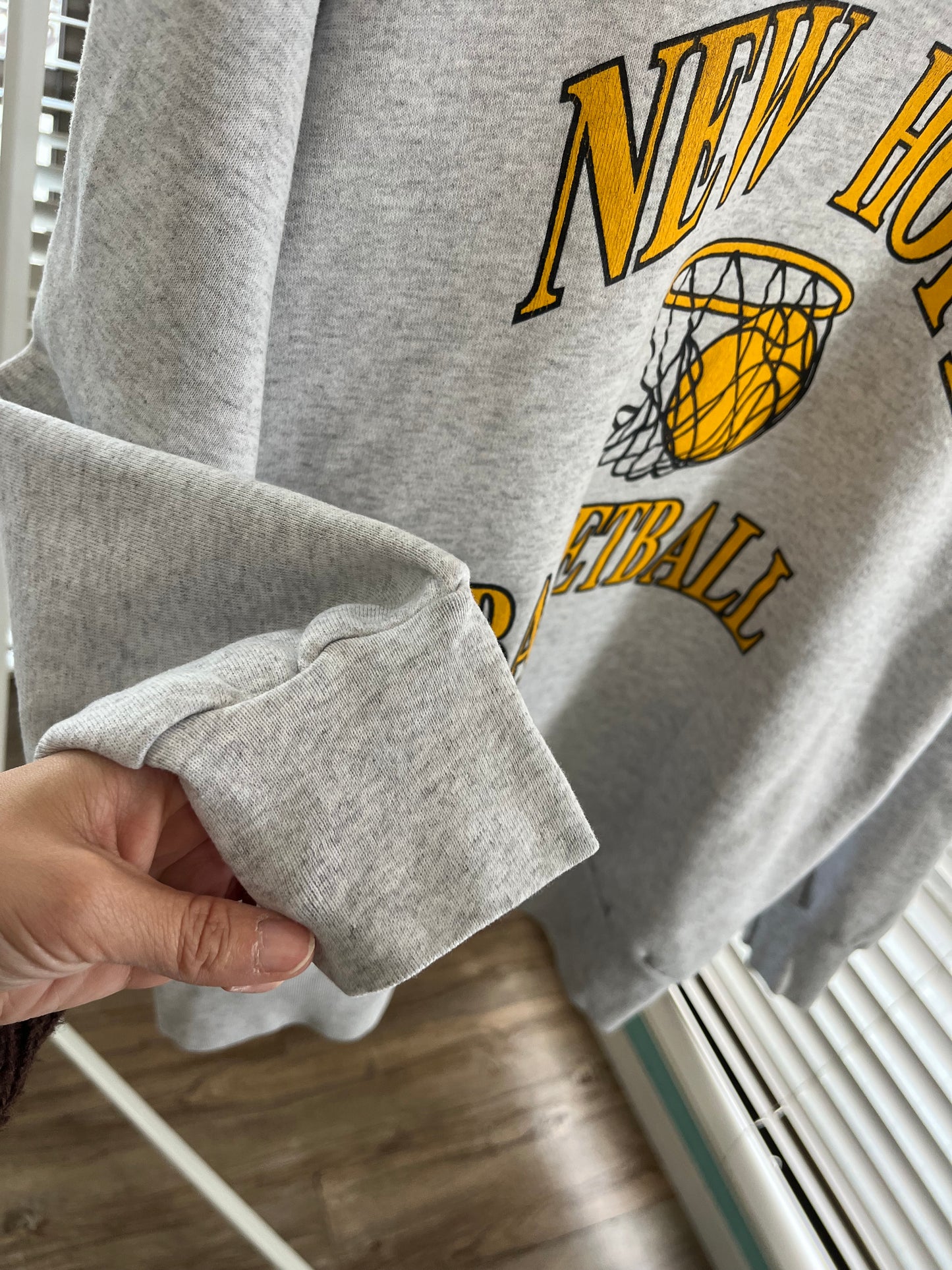 USED NEW HOPE BASKETBALL Sweat Shirt size XL