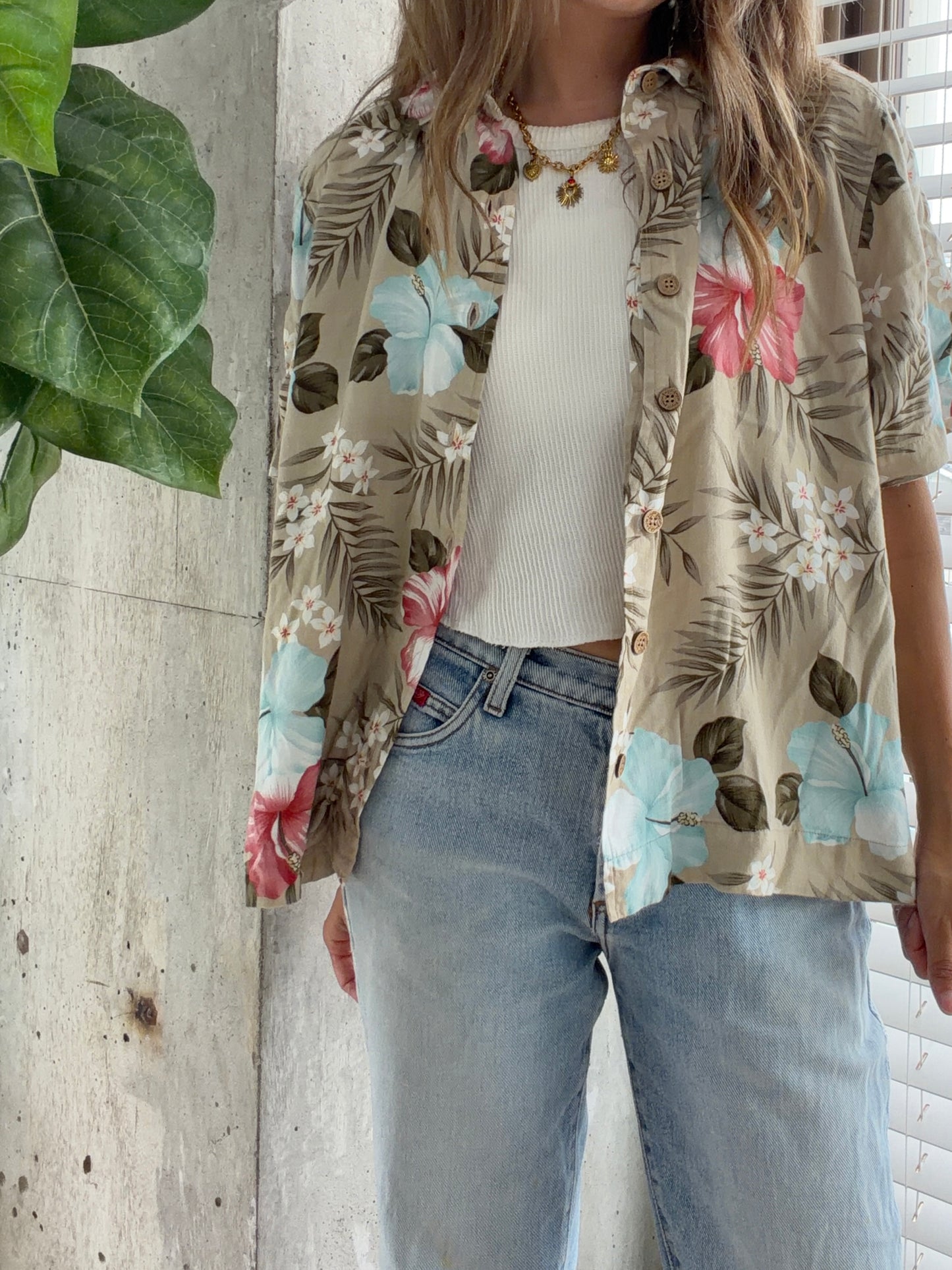 Bahana Beach Hawaiian shirt women's L