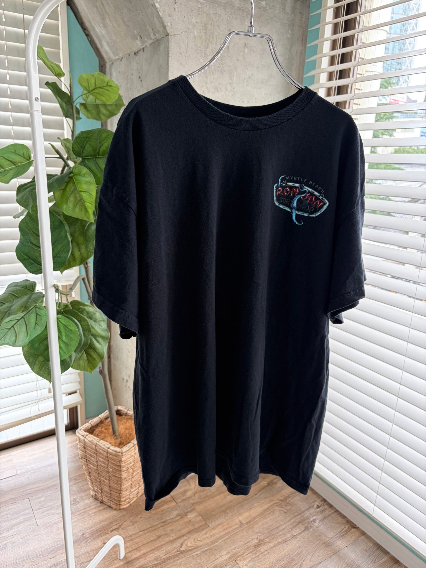 00's Ronjon Surf Shop kraken tee men's XL