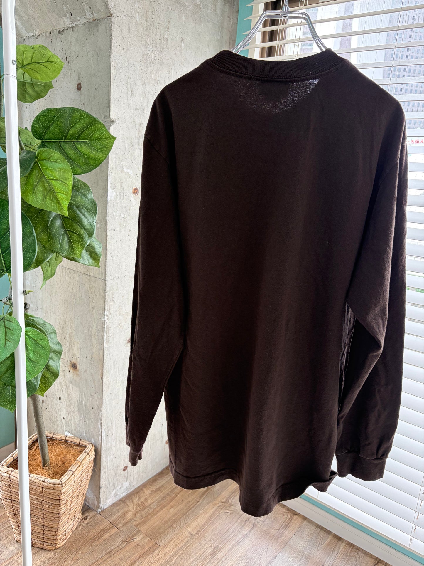 Early 2000's VOLCOM Flont Logo Long Sleeve Tee size M
