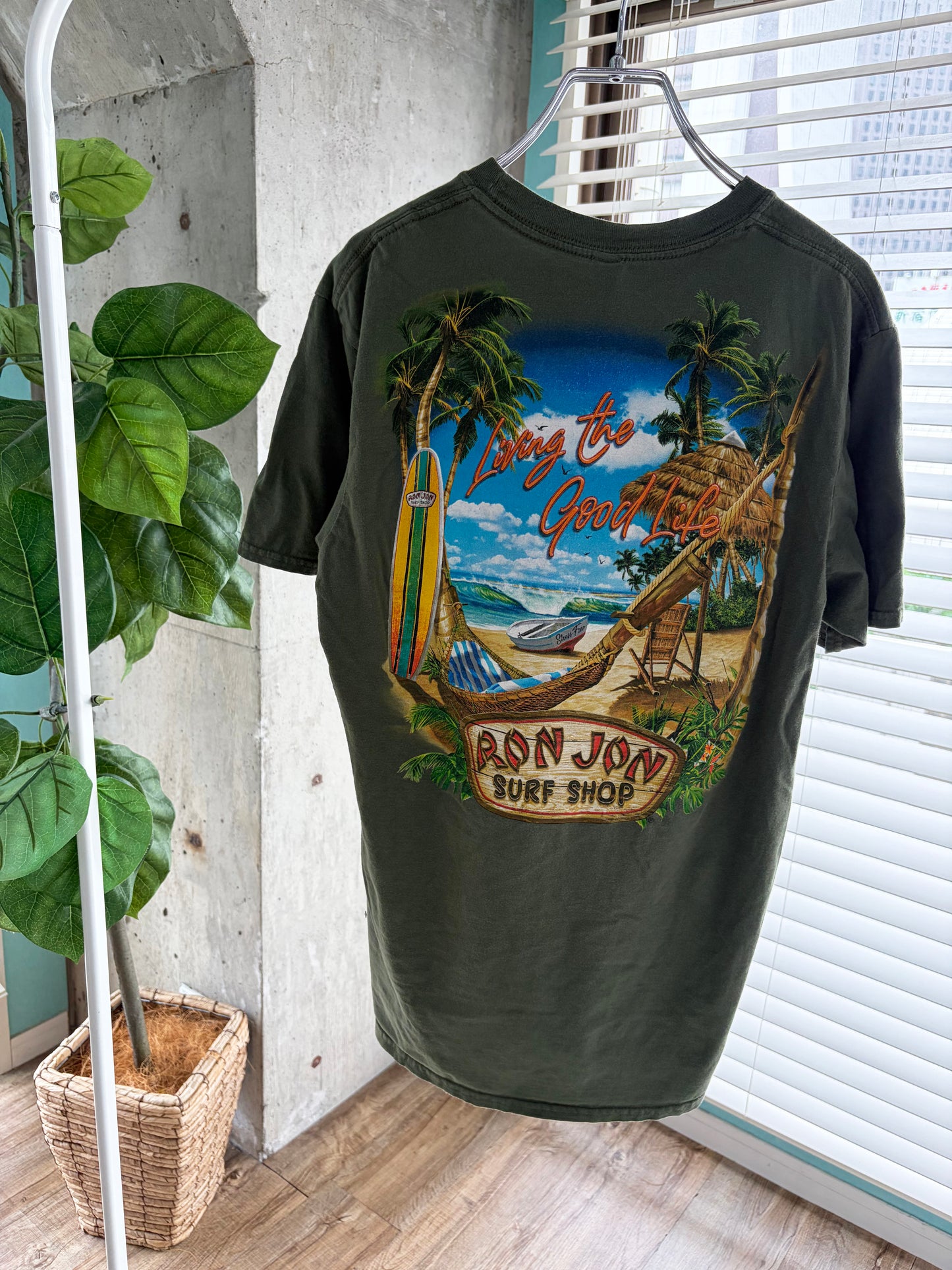00's RONJON SURF SHOP Living the Good Life surf tee (men's M)