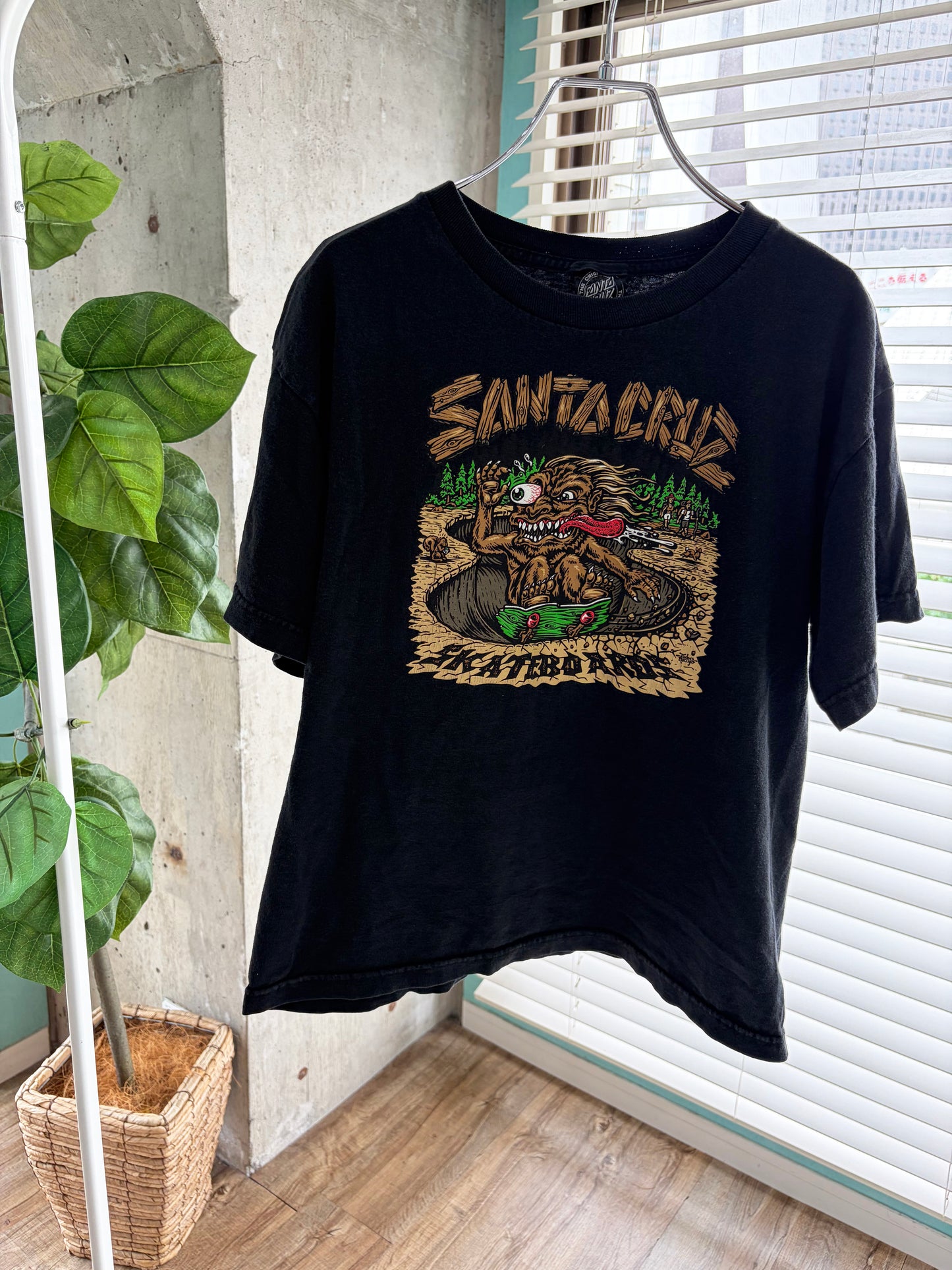 00's SANTA CRUZ Monster by Jimbo Phillips Tee men's S相当