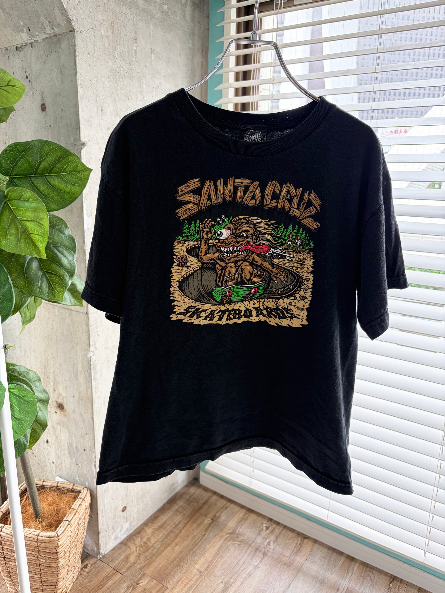 00's SANTA CRUZ Monster by Jimbo Phillips Tee men's S相当