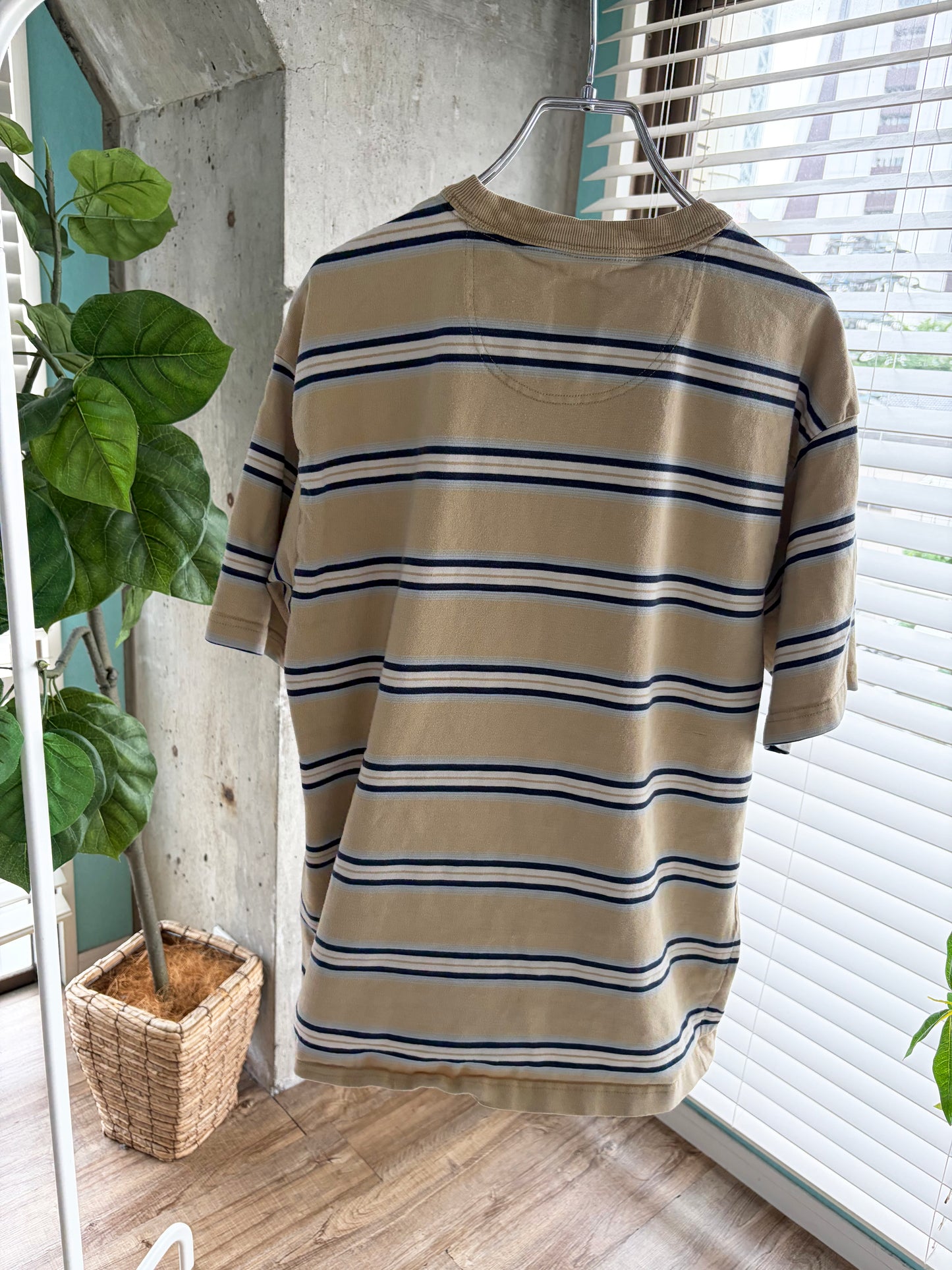 USED VANS Striped Tee size M