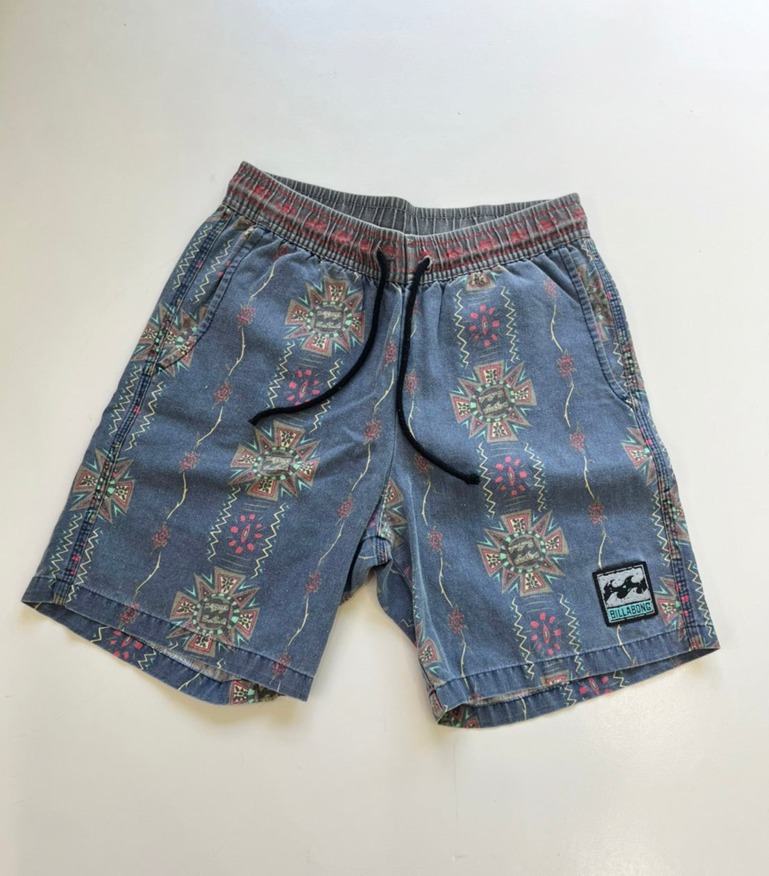 Billabong】 90's billabong 28inch Pigment dyed short pants Made in