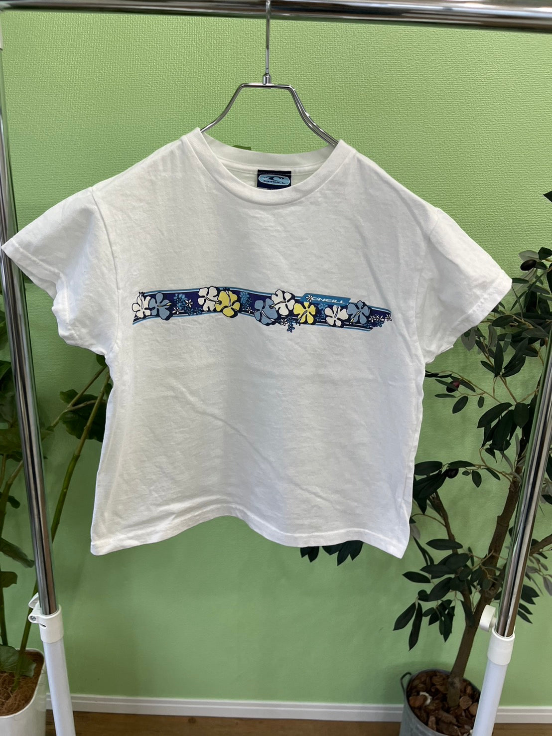 【O'NEILL 】90's O'NEILL Flower white T-shirt (women's M)