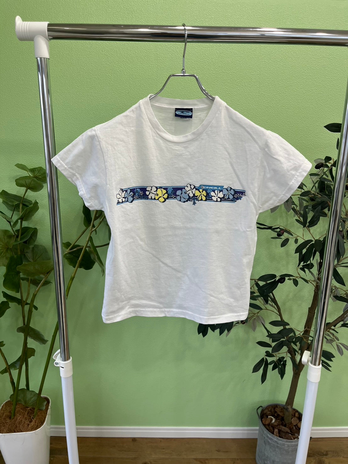 【O'NEILL 】90's O'NEILL Flower white T-shirt (women's M)