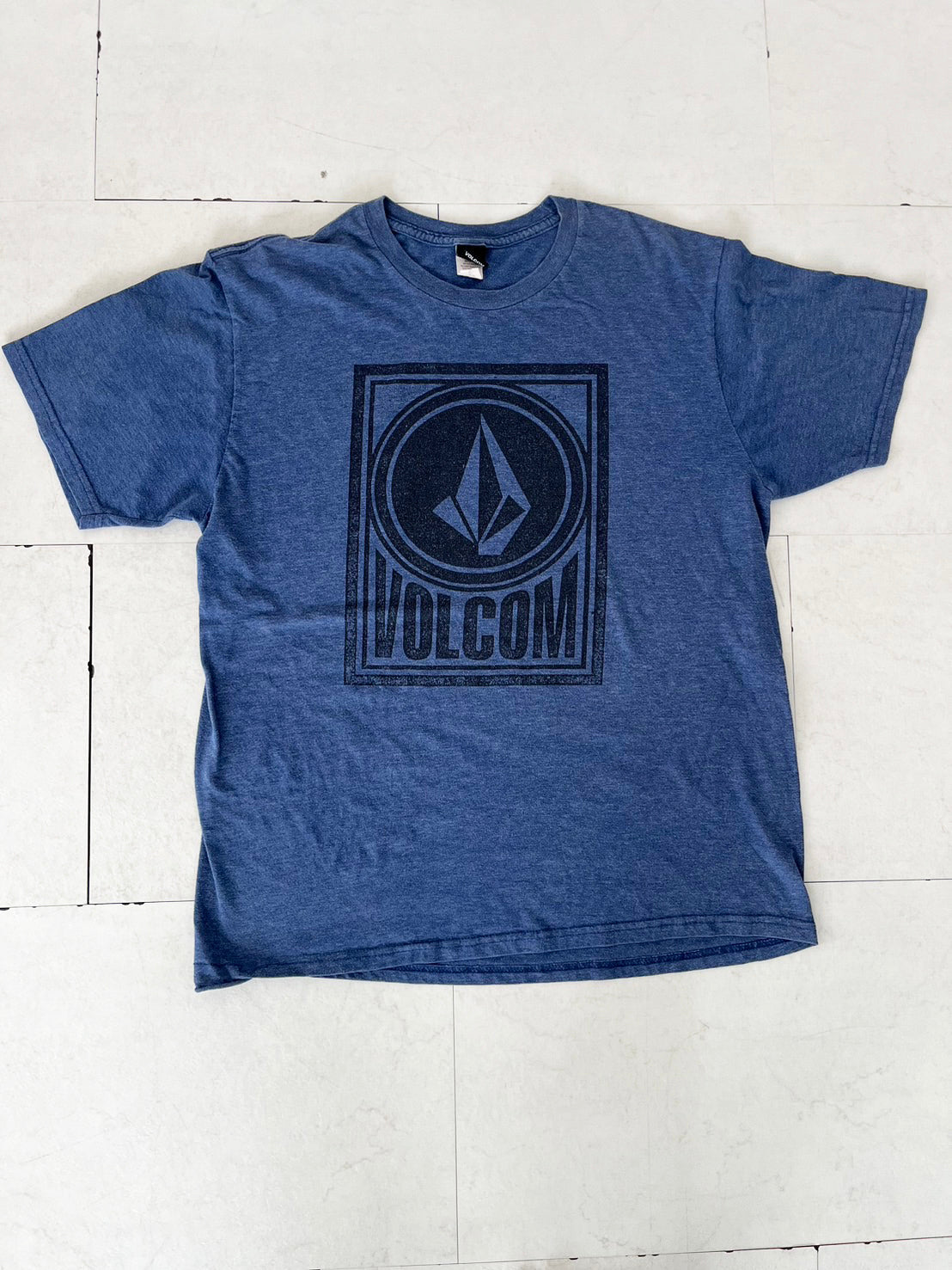 【VOLCOM】00's SURF SKATE T-shirts Navy (men's M)