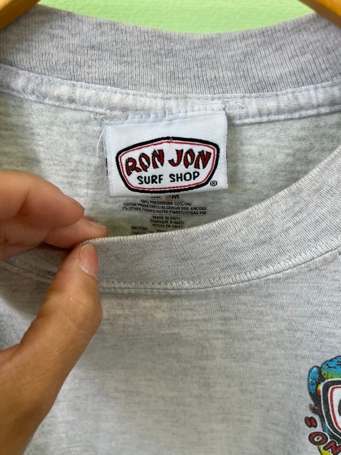 【RON JON】00's RonJon Surf Shop Vintage Pocket Hanes T-Shirt  （men's M)