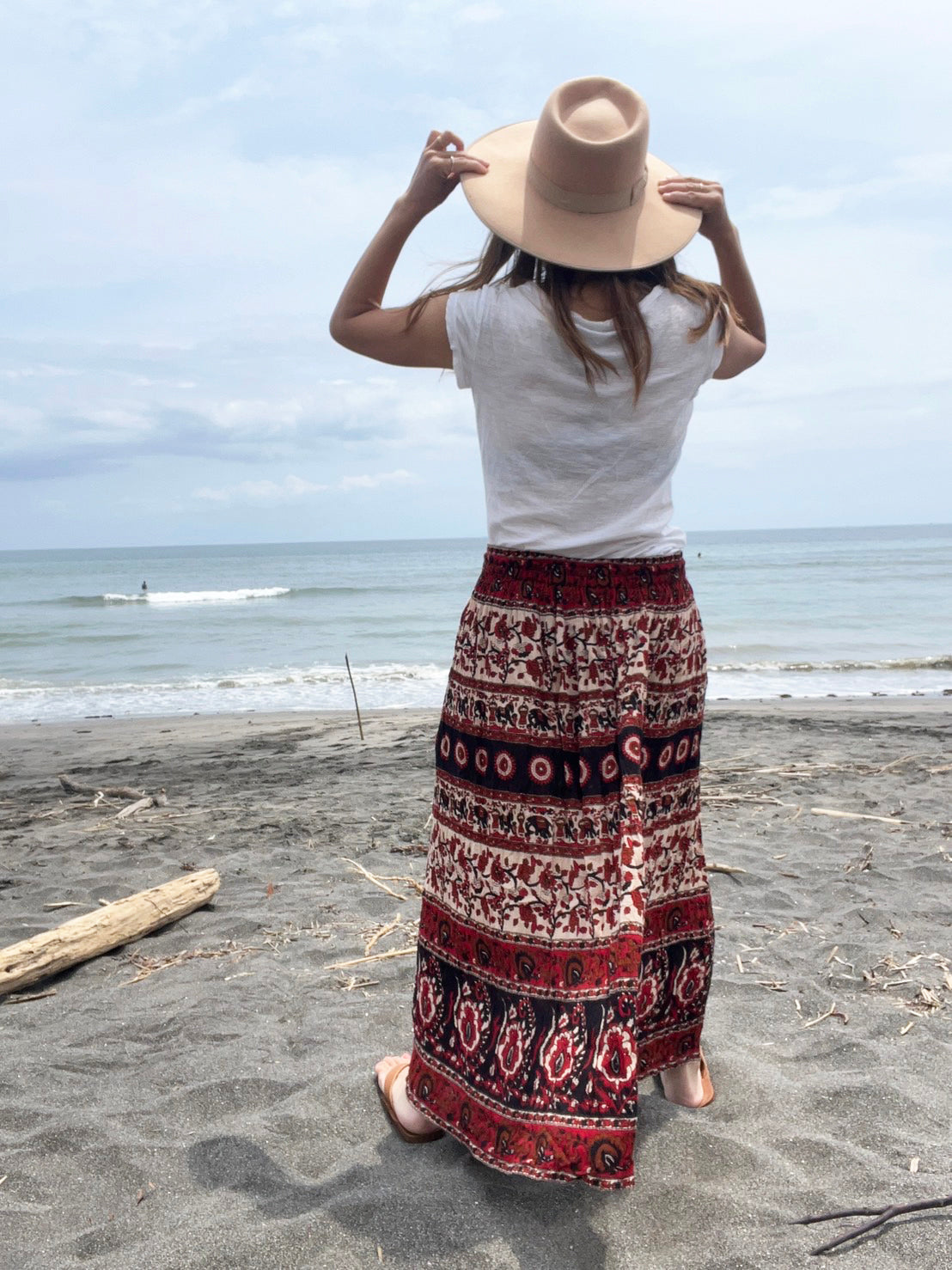 【band of gypsies】vintage india rayon skirt Ethnic Pattern red
