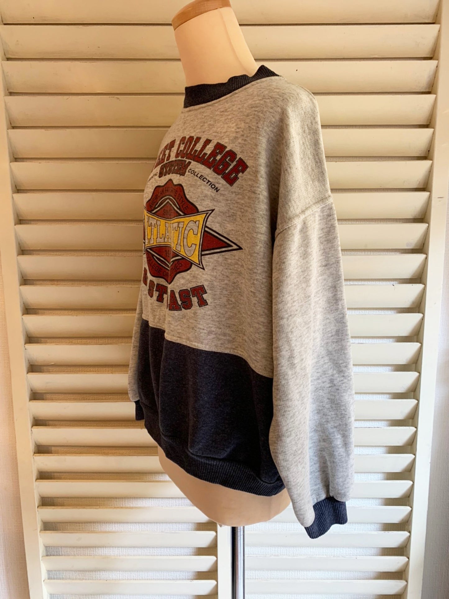 【vintage 】90's カレッジ ロゴ スウェット  USA製　(men's M)