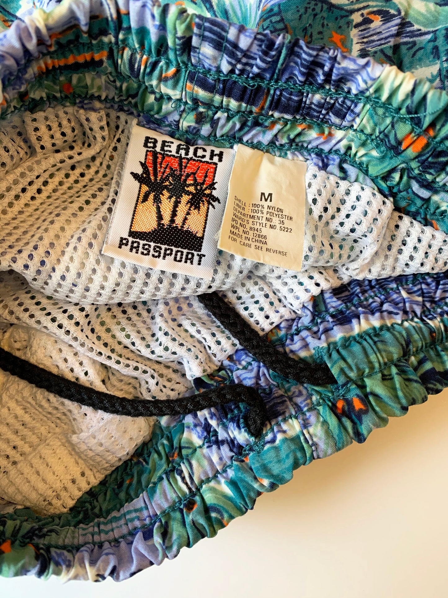 【BEACH PRINT 】vintage リゾート柄 水陸両用 ショートパンツ (men's M)